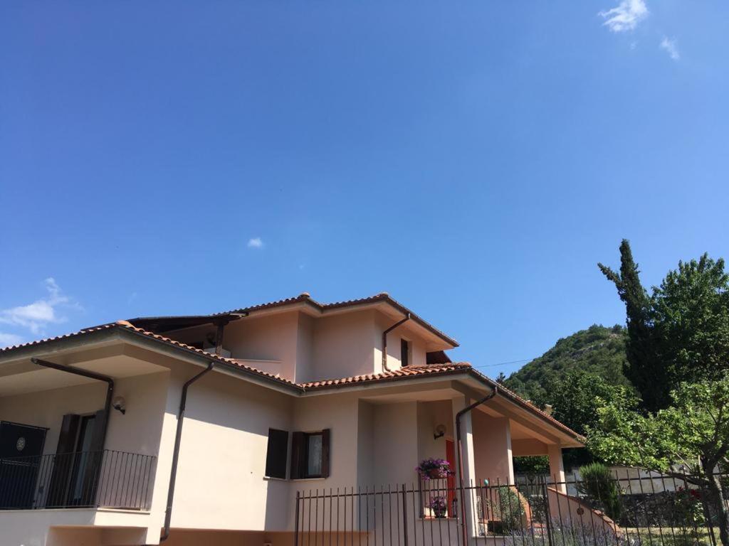 Villa Rosa Caporciano Экстерьер фото